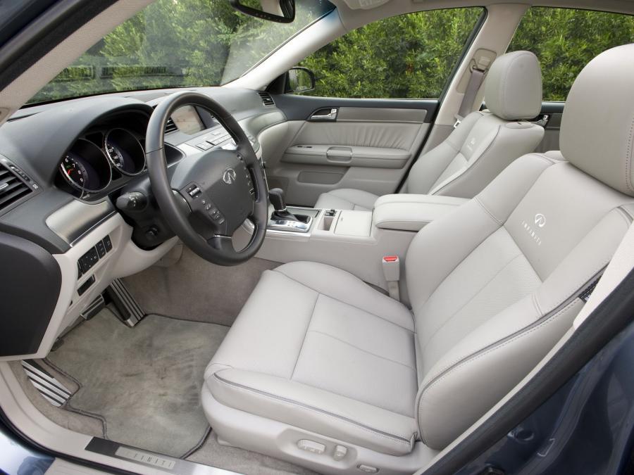 Infiniti M35 S 2008 года  (фото 7 из 10)